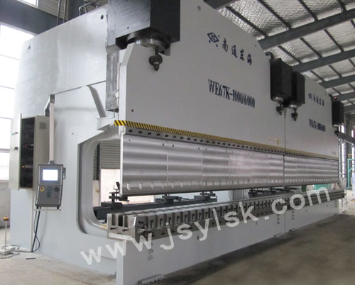 數(shù)控液壓雙機(jī)聯(lián)動折彎機(jī)