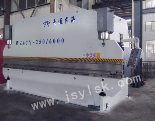 WE67Y-250/6000液壓折彎機(jī)