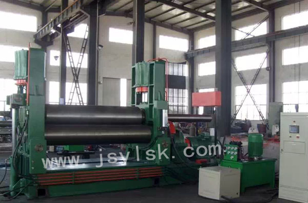 液壓三輥對(duì)稱式卷板機(jī)