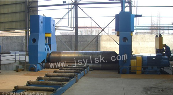 大型上輥萬(wàn)能式卷板機(jī)