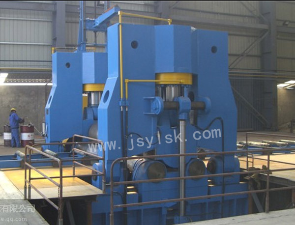 大型上輥萬(wàn)能式卷板機(jī)