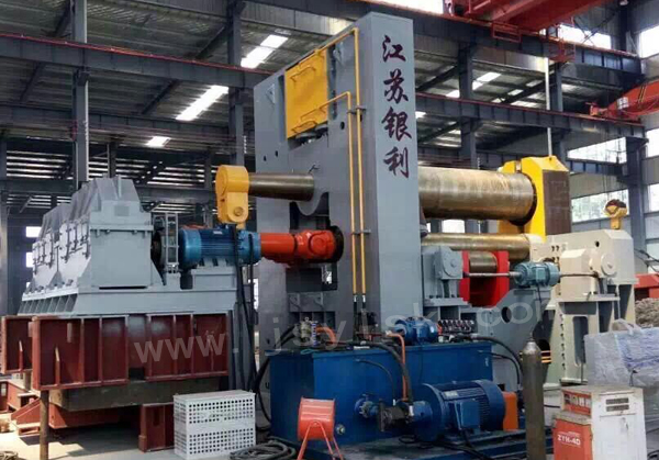 水平下調(diào)式卷板機(jī)