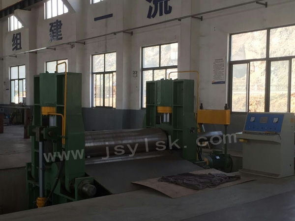 中小型上輥萬能式卷板機(jī)