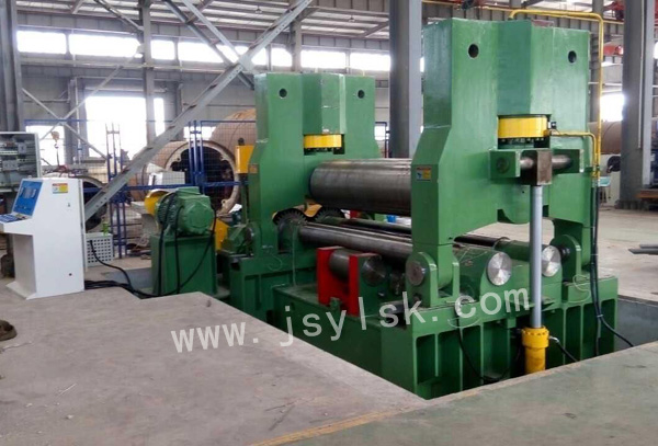 中小型上輥萬能式卷板機(jī)