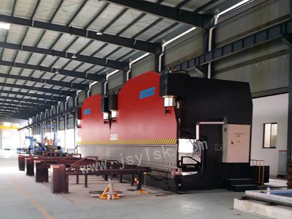 雙機(jī)聯(lián)動折彎機(jī)