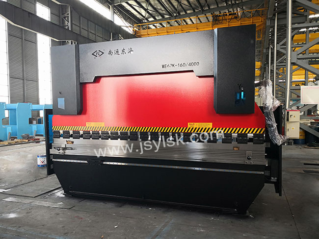 WE67K-160/4000數(shù)控折彎機(jī)